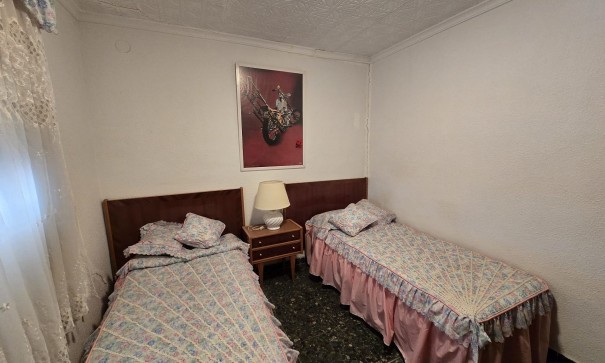 Venta - Chalet Independiente -
Villena