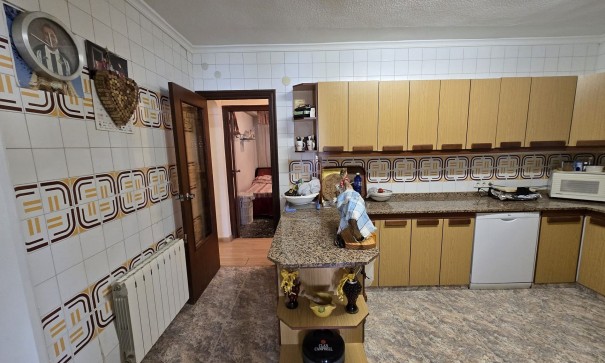 Venta - Chalet Independiente -
Villena