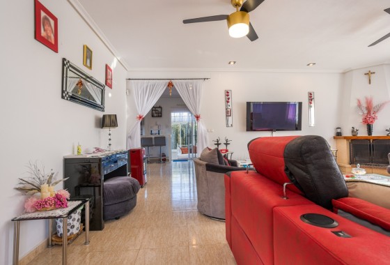 Herverkoop - Finca Landelijk pand -
La Zarza