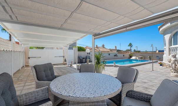 Herverkoop - Vrijstaande Villa -
Ciudad Quesada - Rojales - Ciudad Quesada