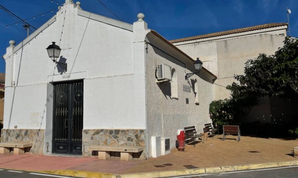 Återförsäljning - Finca lantlig egendom -
Daya Nueva