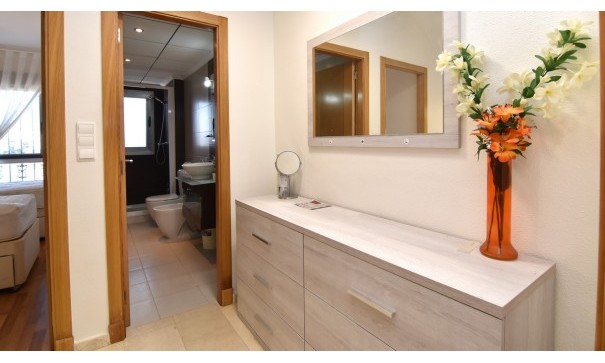 Återförsäljning - Radhus -
Guardamar del Segura