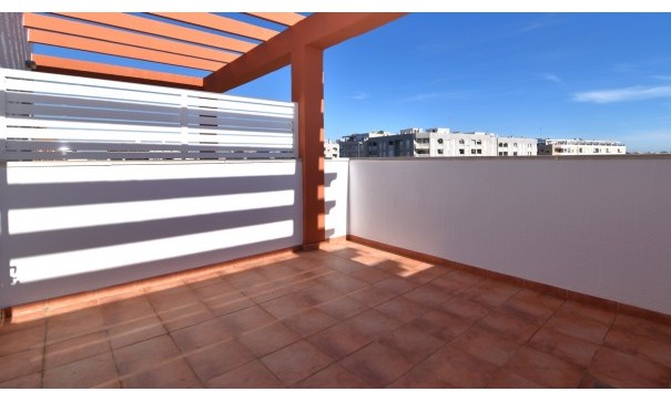 Återförsäljning - Radhus -
Guardamar del Segura