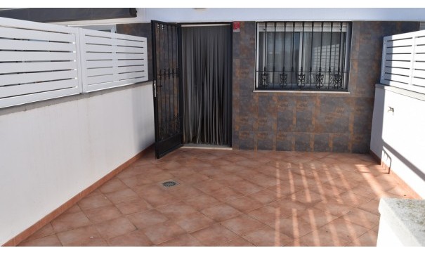 Återförsäljning - Radhus -
Guardamar del Segura