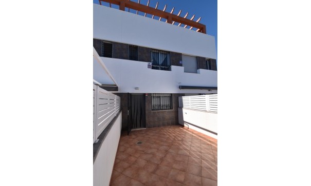 Återförsäljning - Radhus -
Guardamar del Segura