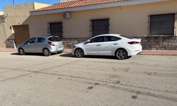 Sale - Town house -
San Isidro