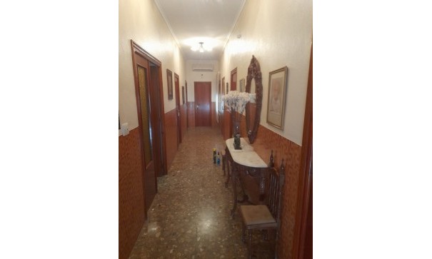 Sale - Town house -
San Isidro