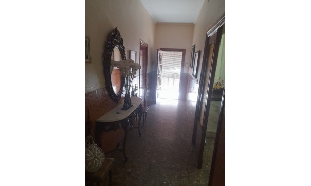 Sale - Town house -
San Isidro