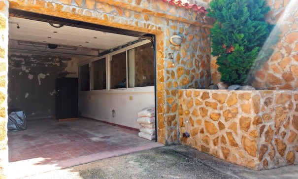 Sale - Detached Villa -
Torrevieja