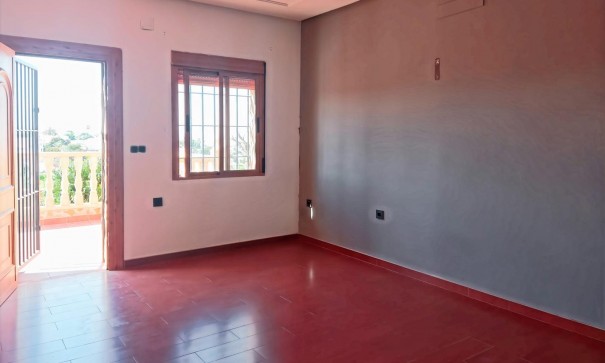 Sale - Detached Villa -
Torrevieja