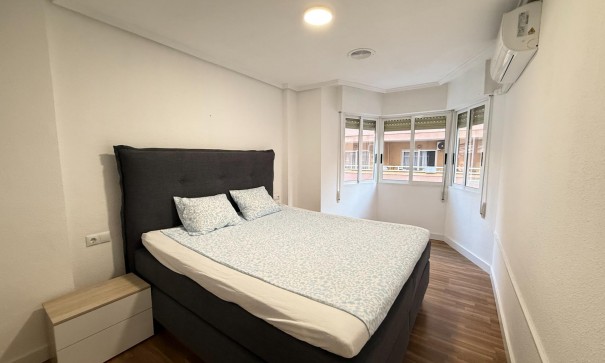 Venta - Apartamento piso -
Torrevieja - Habaneras