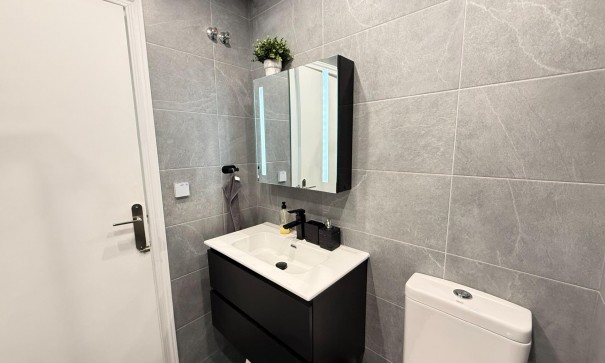 Venta - Apartamento piso -
Torrevieja - Habaneras