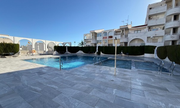 Resale - Wohnung Appartement -
Torrevieja - Cabo cervera