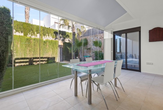 Revente - Villa Individuelle -
Algorfa