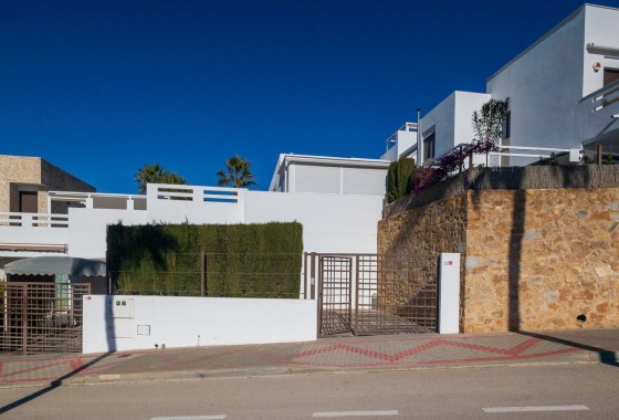 Revente - Villa Individuelle -
Algorfa