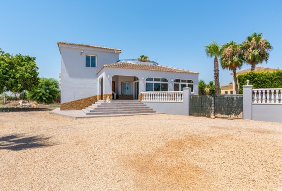 Sale - Finca Country Property -
Catral
