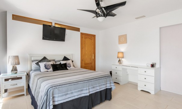 Sale - Finca Country Property -
Catral