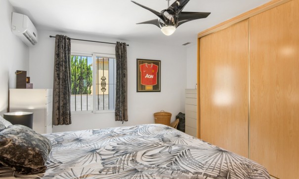 Sale - Finca Country Property -
Catral