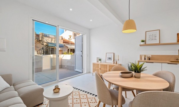 Revente - Appartement -
Torrevieja