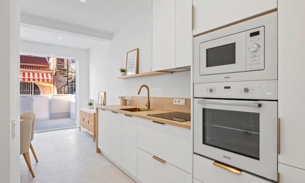 Revente - Appartement -
Torrevieja