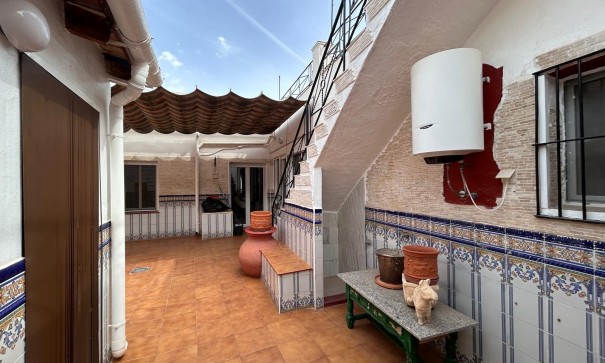 Återförsäljning - Radhus -
Jacarilla