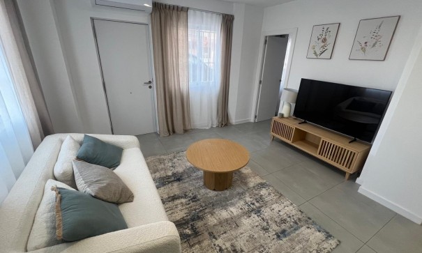 Herverkoop - Apartement Flat -
Torrevieja - Zona los Frutales