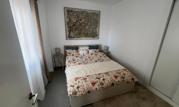 Herverkoop - Apartement Flat -
Torrevieja - Zona los Frutales
