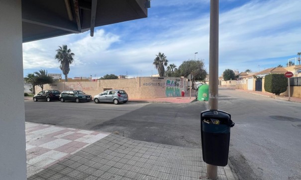 Herverkoop - Apartement Flat -
Torrevieja - Zona los Frutales