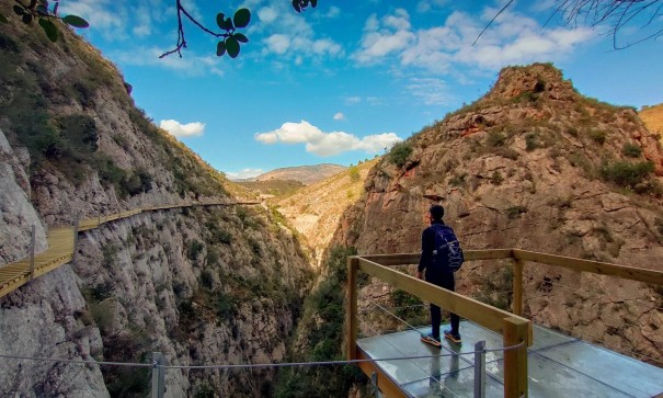 Nybyggd - Lägenhet lägenhet -
Relleu - pueblo