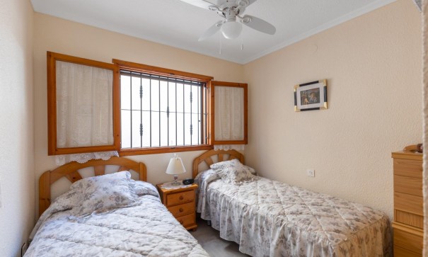 Sale - Detached Villa -
Torrevieja - Torreblanca