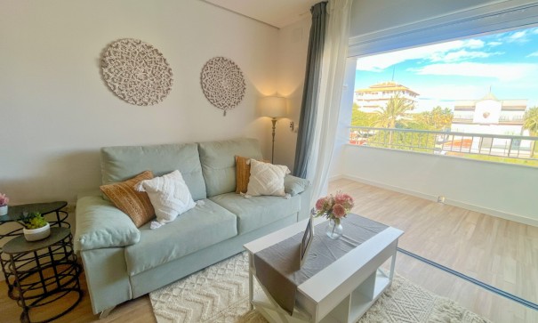 Återförsäljning - Lägenhet lägenhet -
Torrevieja - Punta Prima