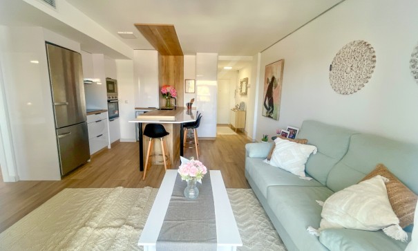 Återförsäljning - Lägenhet lägenhet -
Torrevieja - Punta Prima
