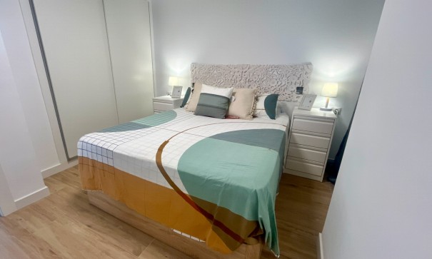 Återförsäljning - Lägenhet lägenhet -
Torrevieja - Punta Prima