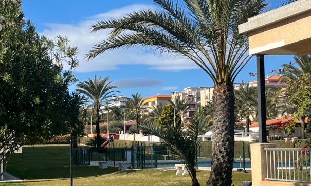 Återförsäljning - Lägenhet lägenhet -
Torrevieja - Punta Prima