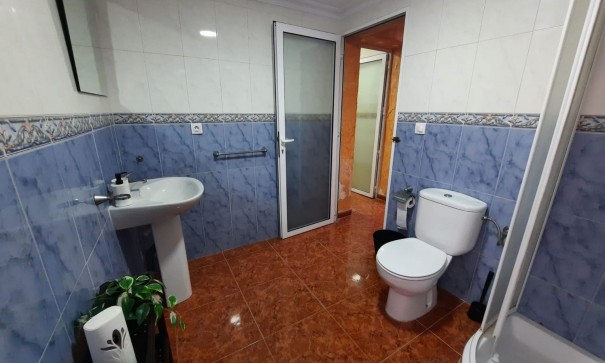 Återförsäljning - Radhus -
Salinas