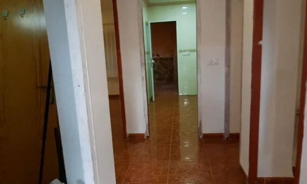 Återförsäljning - Radhus -
Salinas