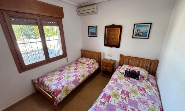 Återförsäljning - Villa i parhus -
Ciudad Quesada - Rojales - CENTRO