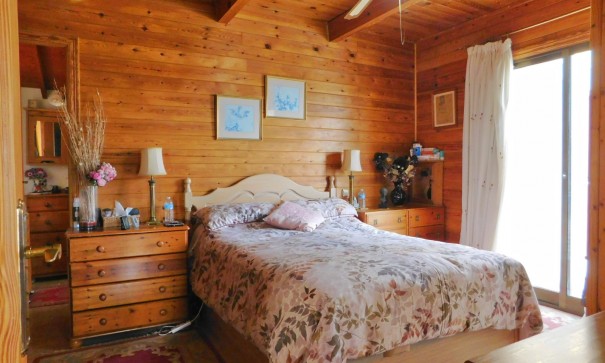 Sale - Finca Country Property -
Torremendo