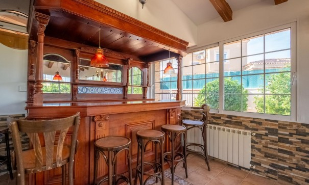 Herverkoop - Vrijstaande Villa -
Torrevieja - El chaparral