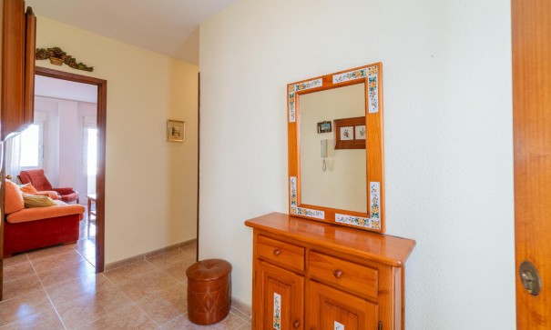 Herverkoop - Apartement Flat -
Torrevieja - Playa del cura