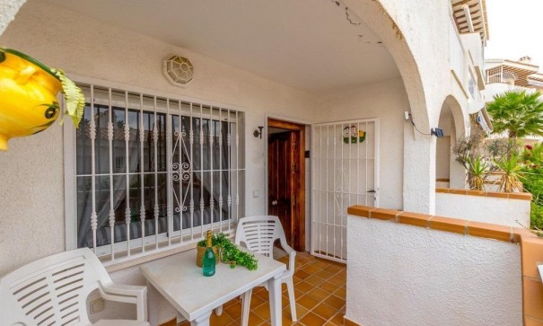 Sprzedaż - Apartament mieszkanie -
Orihuela Costa - Aguamarina