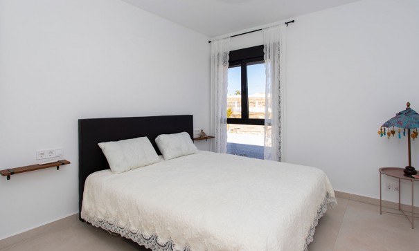 Sprzedaż - Finca nieruchomość wiejska -
Pinoso - Campo