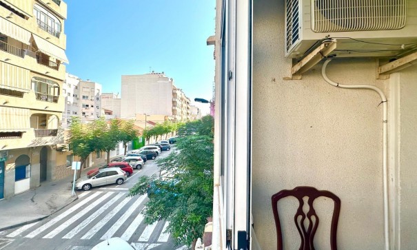 Sprzedaż - Apartament mieszkanie -
Torrevieja - torrevieja