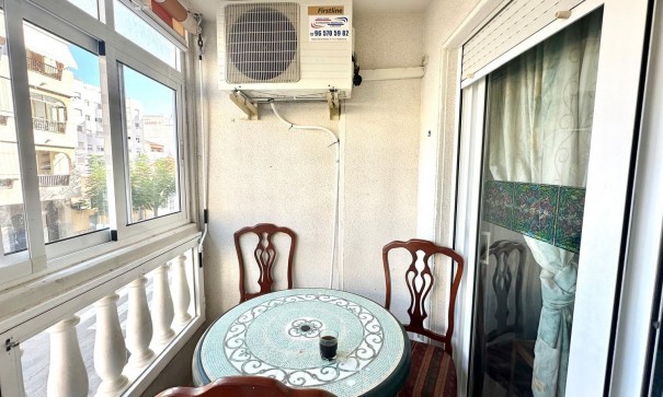 Sprzedaż - Apartament mieszkanie -
Torrevieja - torrevieja