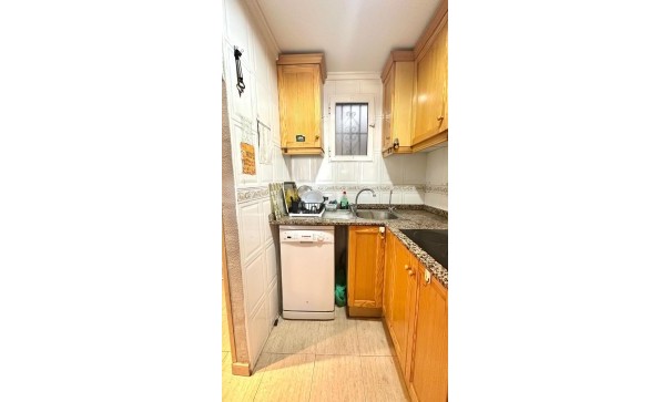 Sprzedaż - Apartament mieszkanie -
Torrevieja - torrevieja