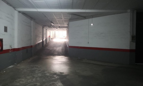 Sale - Garage -
Torrevieja - Estacion de autobuses