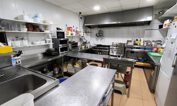 Venta - Comercial -
Villamartín