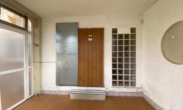 Revente - Appartement -
Torrevieja - Torretas