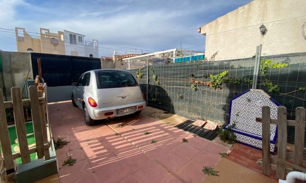 Revente - Appartement -
Torrevieja - Torretas