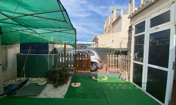 Revente - Appartement -
Torrevieja - Torretas